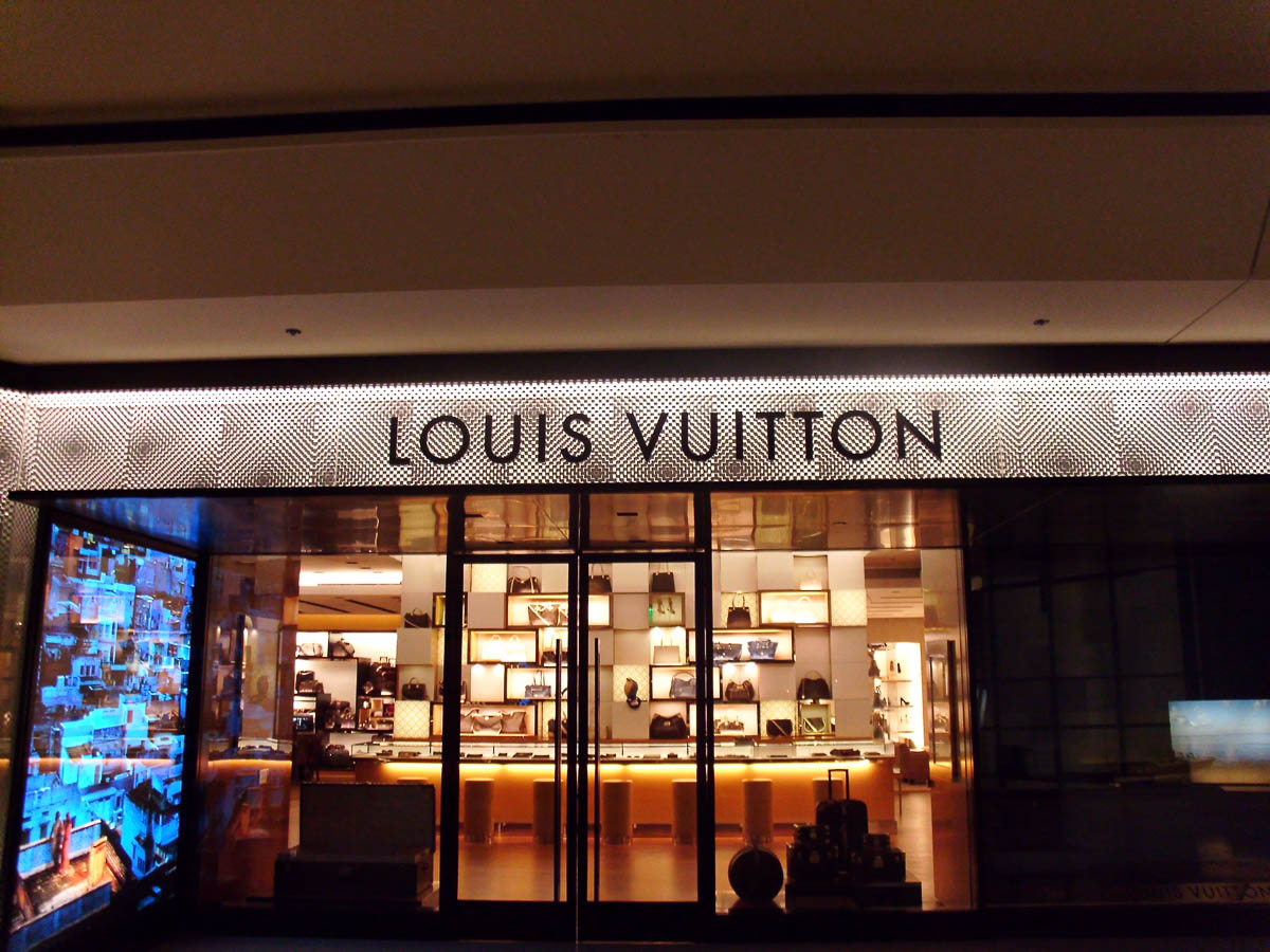 CHANNEL-LETTERS-Santa-Monica-ca